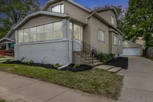 819 Harding St NW, Grand Rapids, MI 49544 - Photo 1