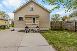 819 Harding St NW, Grand Rapids, MI 49544 - Photo 31