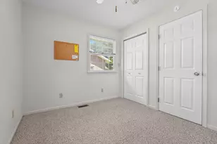 29 Warren Ave, Hillsdale, MI 49242 - Photo 25