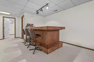 29 Warren Ave, Hillsdale, MI 49242 - Photo 37