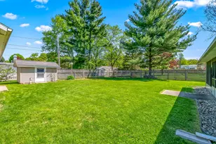 29 Warren Ave, Hillsdale, MI 49242 - Photo 13