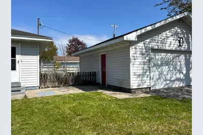2015 Mary Avenue, Muskegon, MI 49444 - Photo 9