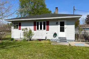 2015 Mary Ave, Muskegon, MI 49444 - Photo 3