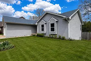 1121 Durango Dr, Lansing, MI 48917 - Photo 5