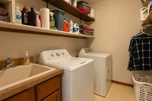 1121 Durango Dr, Lansing, MI 48917 - Photo 27