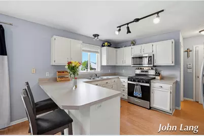6619 Madison Avenue SE, Grand Rapids, MI 49548 - Photo 13