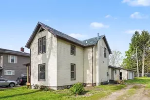 112 N Andrews St, Three Rivers, MI 49093 - Photo 1