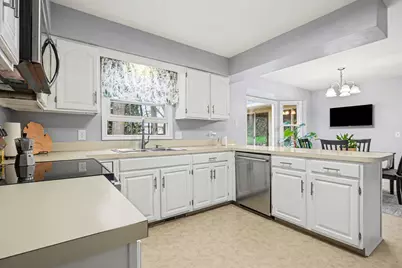 6474 Pepperidge Circle, Portage, MI 49024 - Photo 9