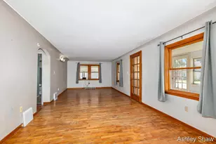 395 W 19th St, Holland, MI 49423 - Photo 5