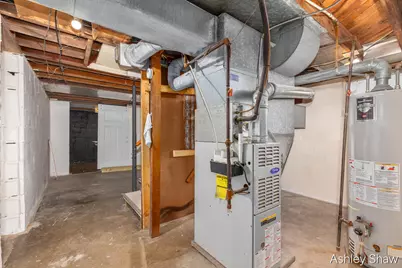 395 W 19th Street, Holland, MI 49423 - Photo 21