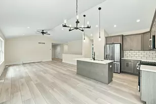 6792 E Evanston Ave, Muskegon, MI 49442 - Photo 7