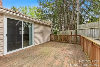 914 Foster Court NE, Grand Rapids, MI 49505 - Photo 27
