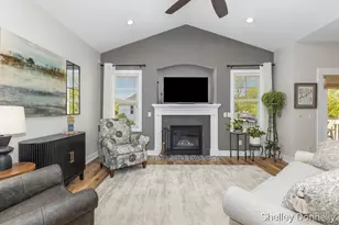 1119 Mid Bluff Dr, Zeeland, MI 49464 - Photo 5