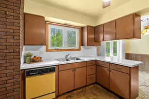 275 Beaumont Dr, Battle Creek, MI 49014 - Photo 9