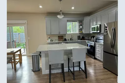 6 Maple Village Court, Ann Arbor, MI 48103 - Photo 3