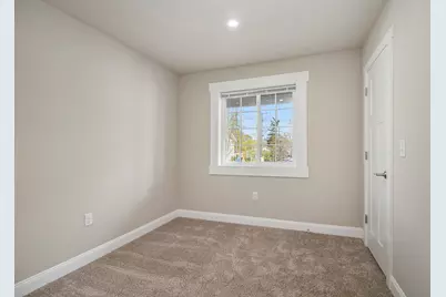 6 Maple Village Court, Ann Arbor, MI 48103 - Photo 15