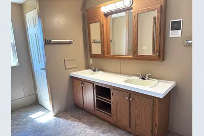 18325 Saint Joseph Avenue #230, Big Rapids, MI 49307 - Photo 9