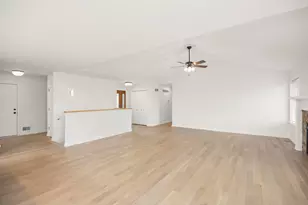 679 Pheasant Ridge Dr, Ortonville, MI 48462 - Photo 7