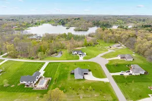 679 Pheasant Ridge Dr, Ortonville, MI 48462 - Photo 27