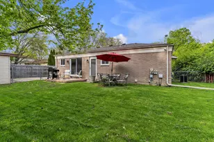 386 Charter House Ct, Canton, MI 48188 - Photo 39