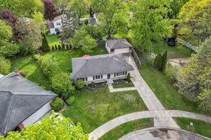 386 Charter House Ct, Canton, MI 48188 - Photo 47