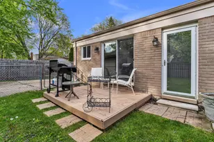 386 Charter House Ct, Canton, MI 48188 - Photo 41