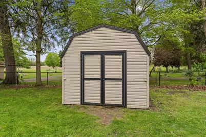 33013 Pokagon Highway, Niles, MI 49120 - Photo 35