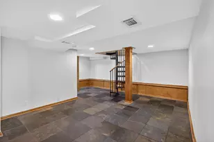 610 17th St, Jackson, MI 49203 - Photo 5