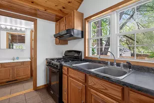 610 17th St, Jackson, MI 49203 - Photo 29