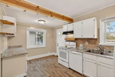 508 Maple Street, Three Rivers, MI 49093 - Photo 9
