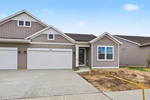 968 Scioto Dr NW, Comstock Park, MI 49321 - Photo 5
