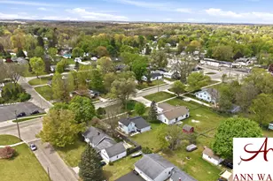 1044 S Bridge St, Belding, MI 48809 - Photo 25
