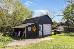 2756 Beeline Rd, Holland, MI 49424 - Photo 5