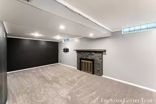 2414 Paris Ave SE, Grand Rapids, MI 49507 - Photo 27