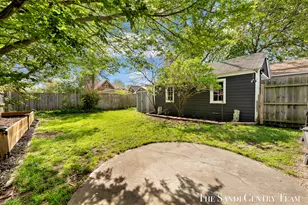 2414 Paris Ave SE, Grand Rapids, MI 49507 - Photo 35