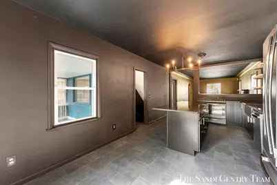 2414 Paris Avenue SE, Grand Rapids, MI 49507 - Photo 9