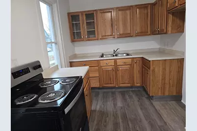 501 E Paw Paw Street, Paw Paw, MI 49079 - Photo 11