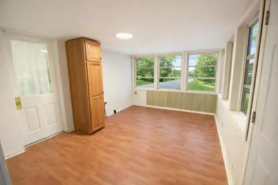 501 E Paw Paw Street, Paw Paw, MI 49079 - Photo 15