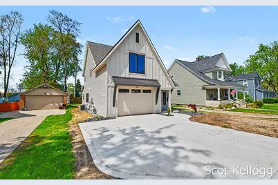 581 S Shore Drive, Holland, MI 49423 - Photo 3