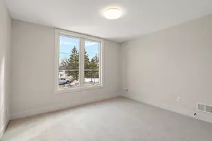 581 S Shore Dr, Holland, MI 49423 - Photo 39