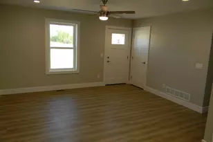 219 Taylors Ct, Scottville, MI 49454 - Photo 5