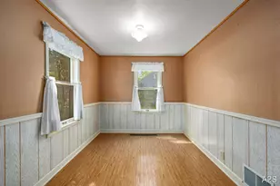 711 Riley St, Holland, MI 49424 - Photo 9