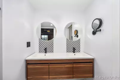 940 Monroe Avenue NW #552, Grand Rapids, MI 49503 - Photo 9