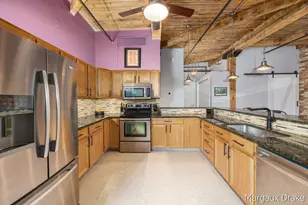 940 Monroe Ave NW, Grand Rapids, MI 49503 - Photo 5