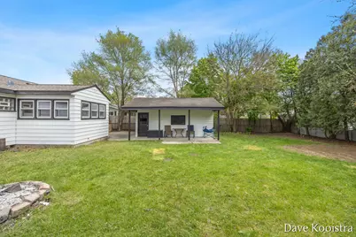 1704 Kentfield Street SW, Wyoming, MI 49519 - Photo 31