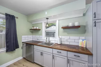 1704 Kentfield Street SW, Wyoming, MI 49519 - Photo 13