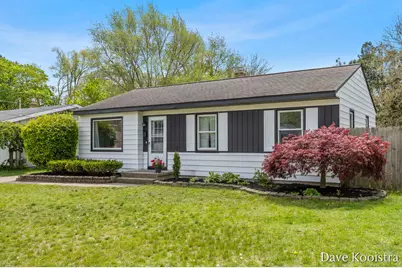 1704 Kentfield Street SW, Wyoming, MI 49519 - Photo 3
