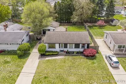 1704 Kentfield Street SW, Wyoming, MI 49519 - Photo 33