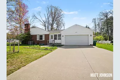 211 Country Club Road, Whitehall, MI 49461 - Photo 5