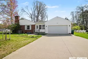 211 Country Club Rd, Whitehall, MI 49461 - Photo 5